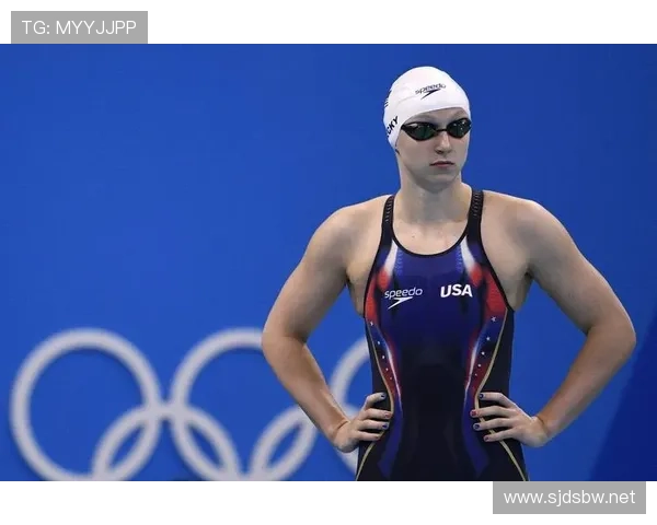 凯蒂·莱德基泳池边买了啥神秘豪物，连队友都眼红了吧