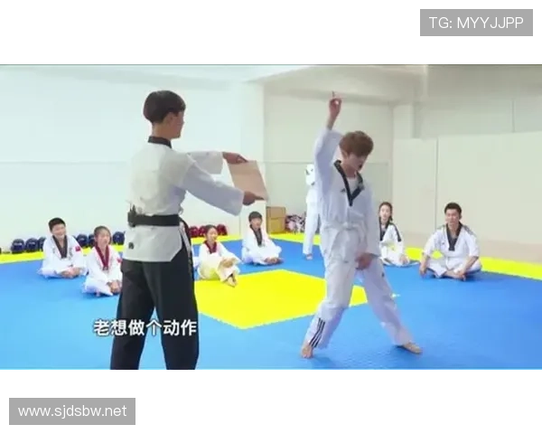 昌雅妮这家伙，居然比赛后直奔私人豪宅聚会，篮球场上的女汉子秒变派对女王了？